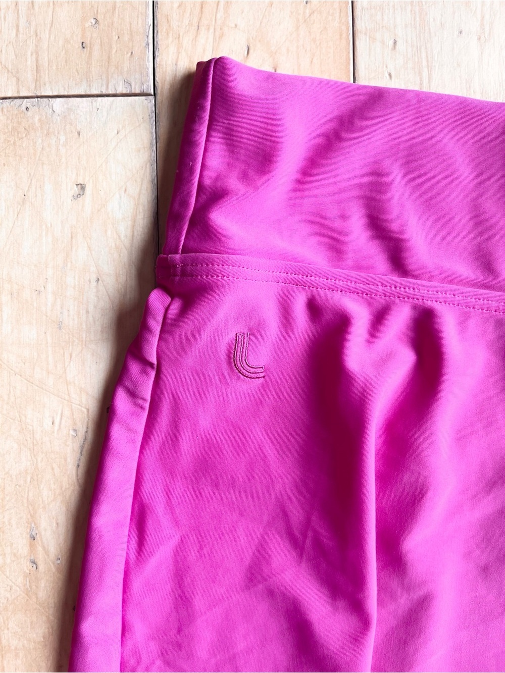 Lolë Vibrant Pink Performance Athletic Activewear Skirt Size XL - Picture 2 of 7
